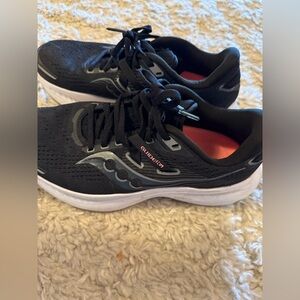 Women's Saucony guide 16 sneakers